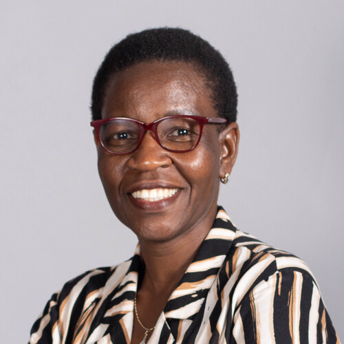 Dr. Jane Ayeko-Kümmeth